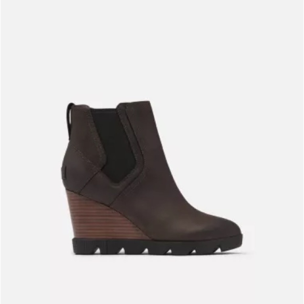 Sorel Women's Brown Wedge Ankle Winter Water Resistant Boots